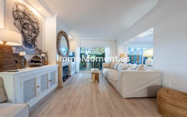 Resale - Detached villa - Marbella - Hacienda Las Chapas