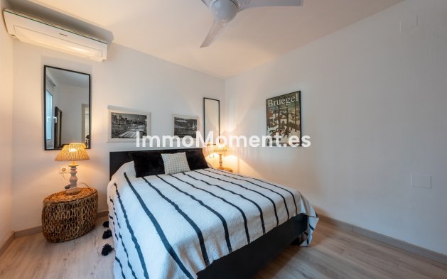 Resale - Detached villa - Marbella - Hacienda Las Chapas