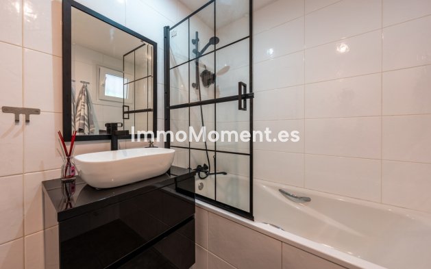 Resale - Detached villa - Marbella - Hacienda Las Chapas