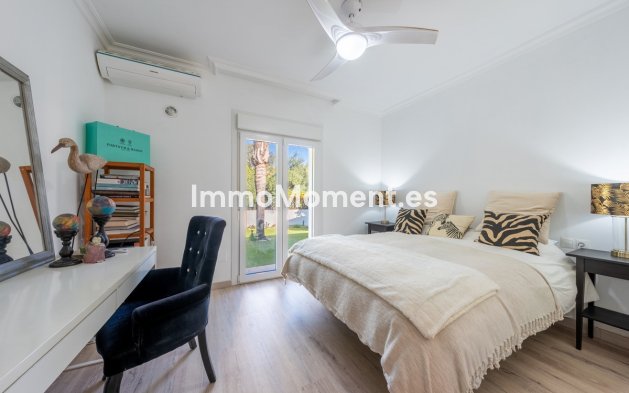 Resale - Detached villa - Marbella - Hacienda Las Chapas
