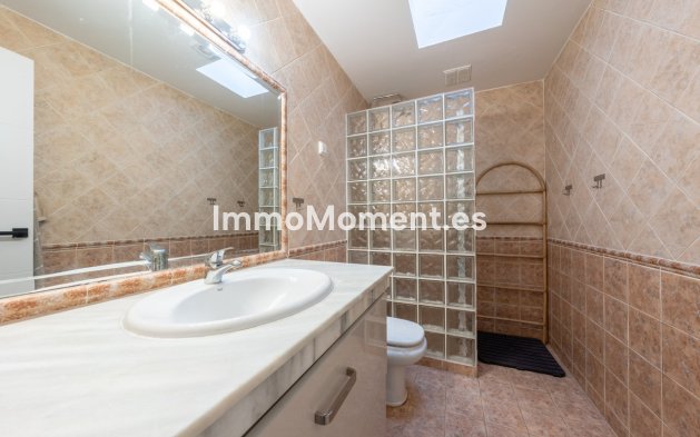 Resale - Detached villa - Marbella - Hacienda Las Chapas