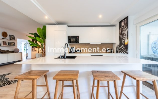 Resale - Detached villa - Marbella - Hacienda Las Chapas