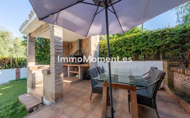Resale - Detached villa - Marbella - Hacienda Las Chapas