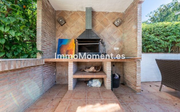 Resale - Detached villa - Marbella - Hacienda Las Chapas