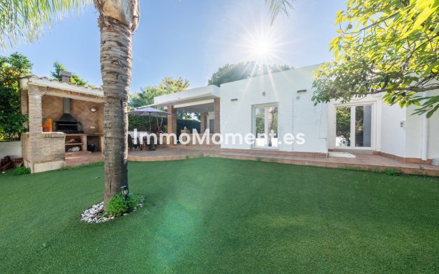 Resale - Detached villa - Marbella - Hacienda Las Chapas