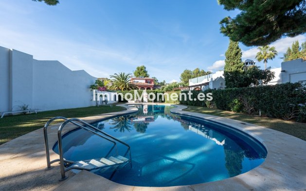 Resale - Detached villa - Marbella - Hacienda Las Chapas
