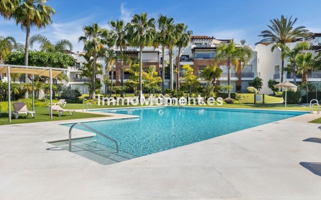 Revente - Appartement - Estepona  - Estepona Centro