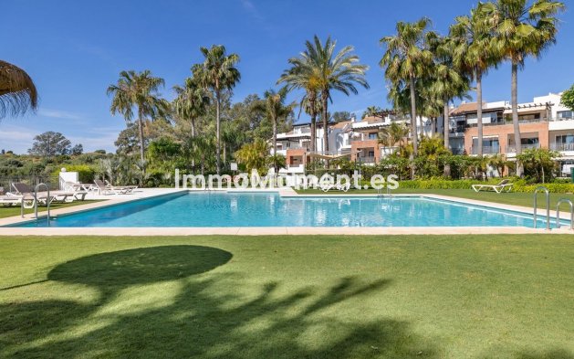 Revente - Appartement - Estepona  - Estepona Centro
