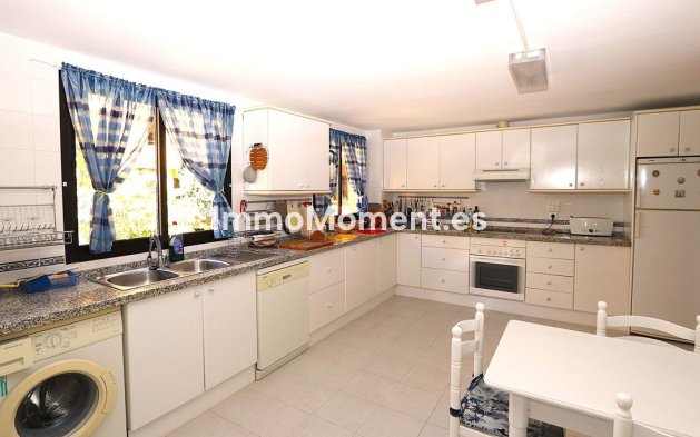 Revente - Appartement - Estepona  - Selwo