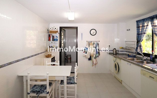 Revente - Appartement - Estepona  - Selwo