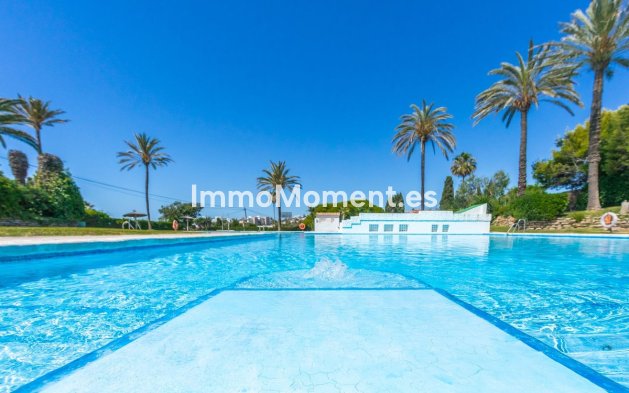 Resale - Detached villa - Estepona - Estepona Centro