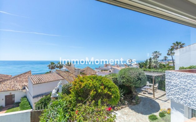 Resale - Detached villa - Estepona - Estepona Centro