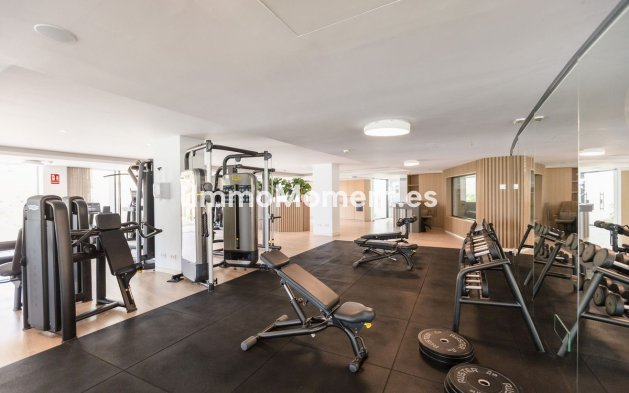 Resale - Apartment - Marbella - Marbella Centro