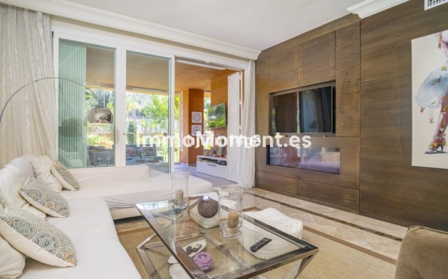 Wiederverkauf - Wohnung - Marbella - Nueva Andalucía