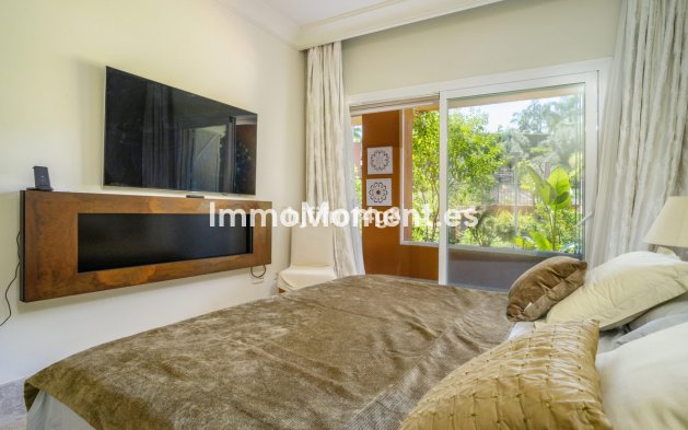 Wiederverkauf - Wohnung - Marbella - Nueva Andalucía