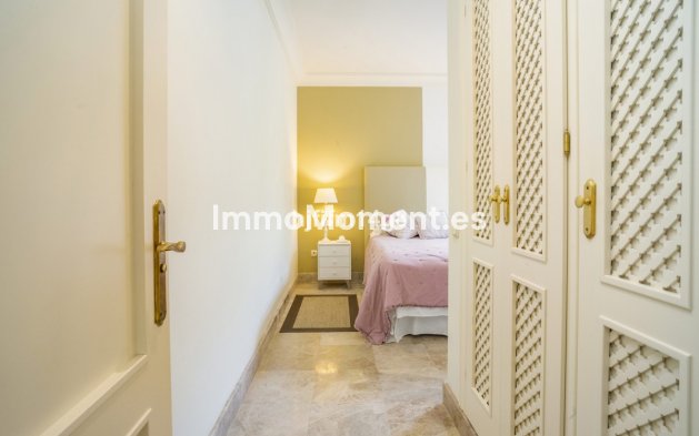 Wiederverkauf - Wohnung - Marbella - Nueva Andalucía