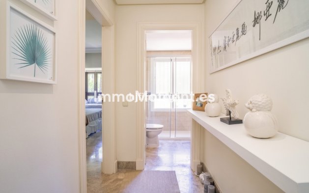 Wiederverkauf - Wohnung - Marbella - Nueva Andalucía