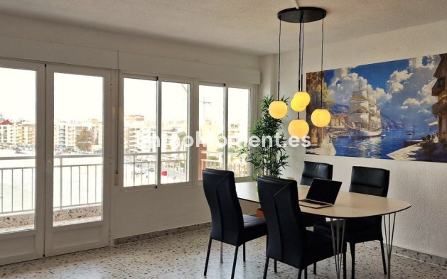 Resale - Apartment - Torrevieja - Torrevieja Centro