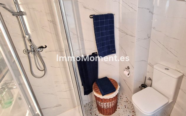 Resale - Apartment - Torrevieja - Torrevieja Centro