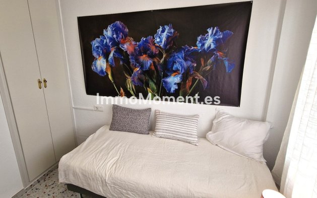 Resale - Apartment - Torrevieja - Torrevieja Centro