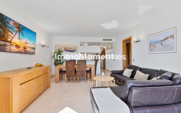 Resale - Apartment - Benalmadena - Benalmadena Centro