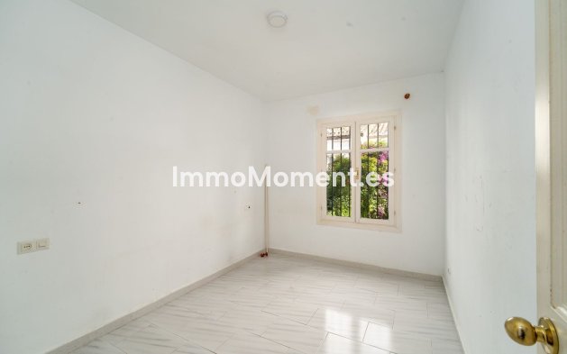 Reventa - Apartamento - Estepona  - Benamara