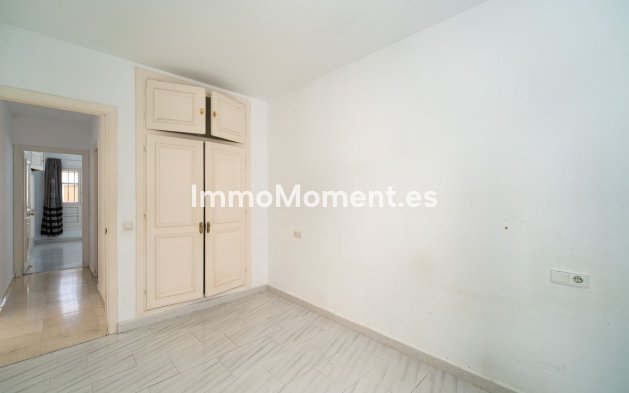 Reventa - Apartamento - Estepona  - Benamara
