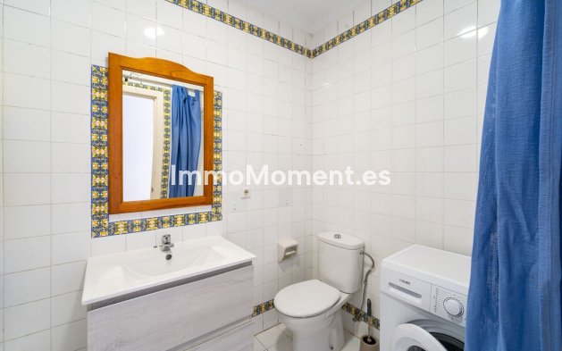 Reventa - Apartamento - Estepona  - Benamara