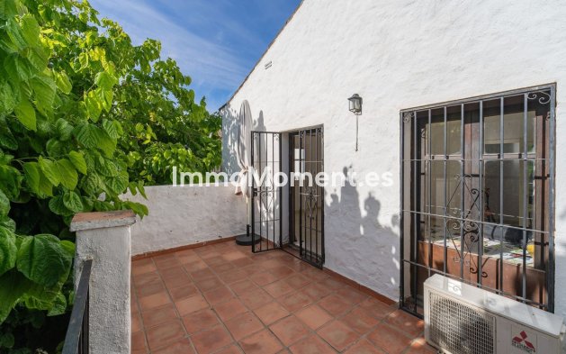 Reventa - Apartamento - Estepona  - Benamara