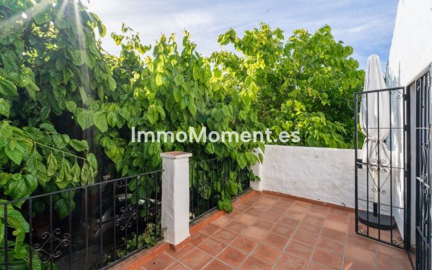 Reventa - Apartamento - Estepona  - Benamara
