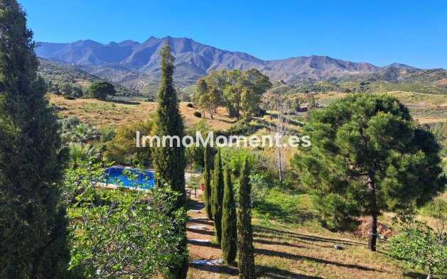 Resale - Country house - Mijas - Entrerrios
