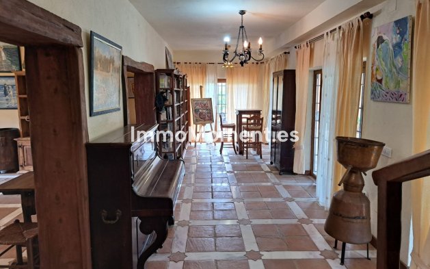 Resale - Country house - Mijas - Entrerrios