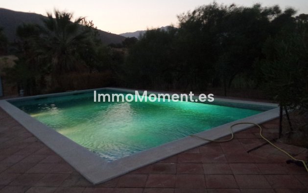 Resale - Country house - Mijas - Entrerrios