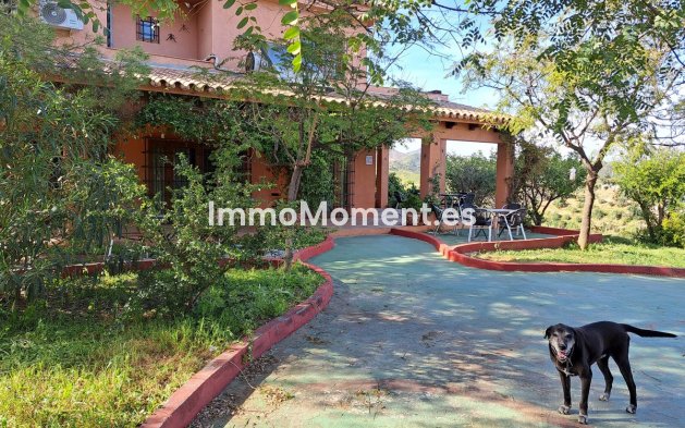 Resale - Country house - Mijas - Entrerrios