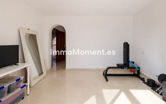 Wiederverkauf - Wohnung - Estepona  - Selwo