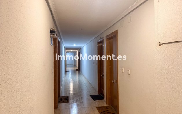 Wiederverkauf - Wohnung - Torrevieja - Torrevieja Centro