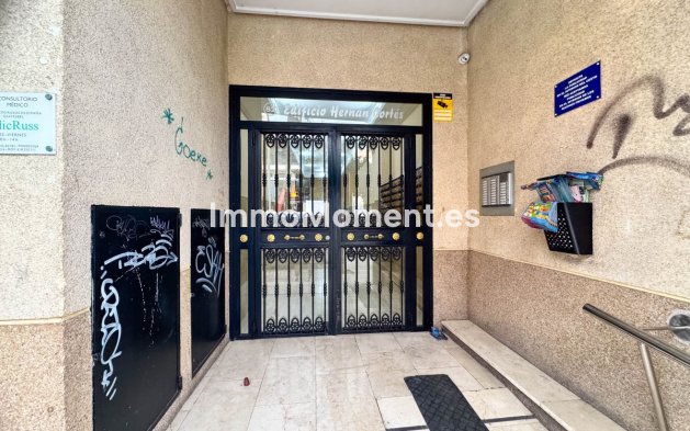 Wiederverkauf - Wohnung - Torrevieja - Torrevieja Centro