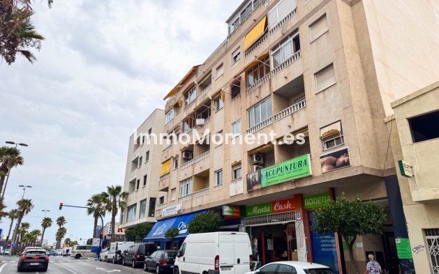 Wiederverkauf - Wohnung - Torrevieja - Torrevieja Centro