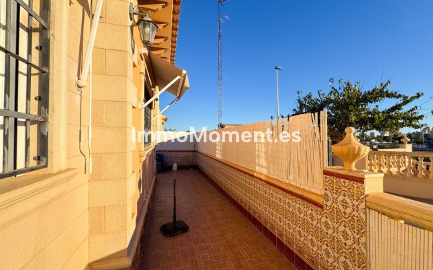 Resale - Townhouse - Torrevieja - Aguas Nuevas