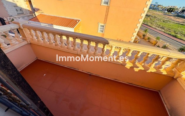 Resale - Townhouse - Torrevieja - Aguas Nuevas