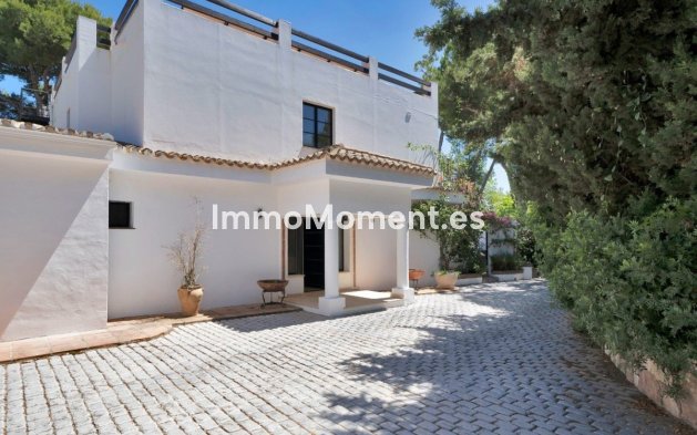 Wiederverkauf - Freistehende Villa - Marbella - Hacienda Las Chapas
