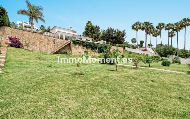 Resale - Detached villa - New Golden Mile
