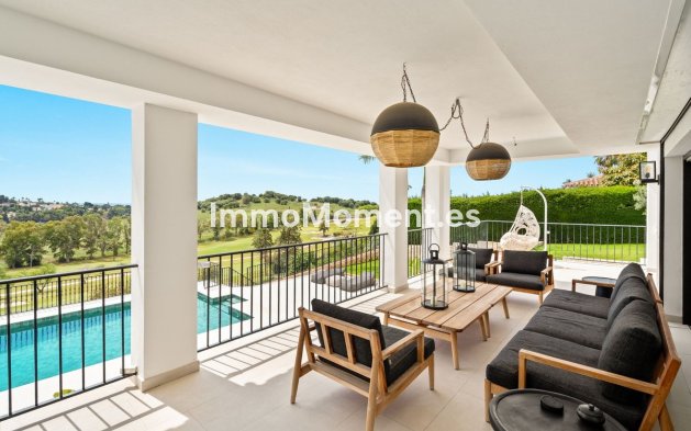 Resale - Detached villa - New Golden Mile