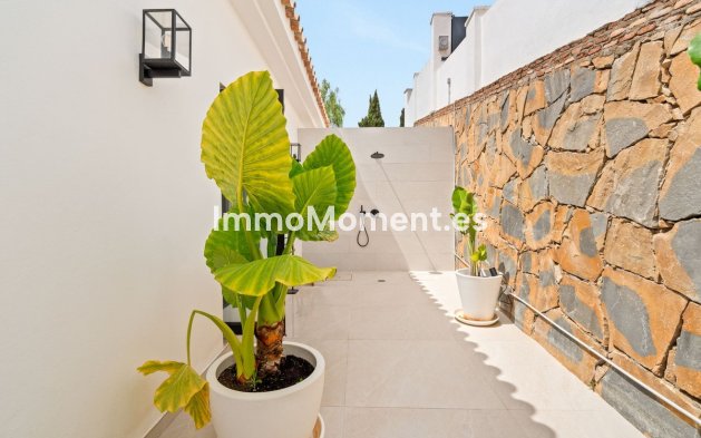 Resale - Detached villa - New Golden Mile