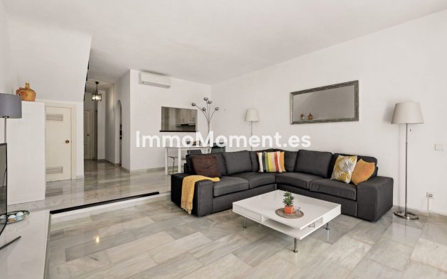 Resale - Townhouse - Marbella - Aloha