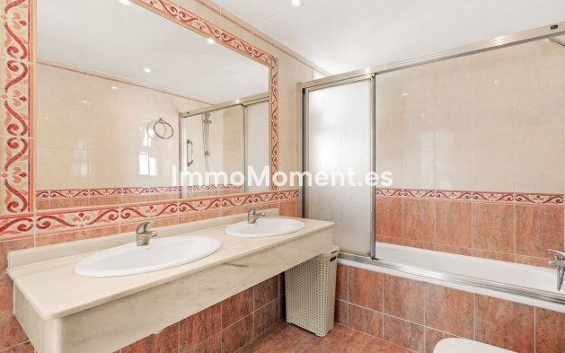 Resale - Townhouse - Marbella - Aloha