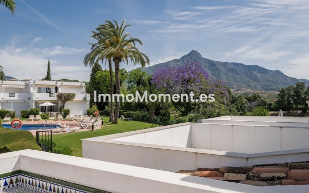 Resale - Townhouse - Marbella - Aloha