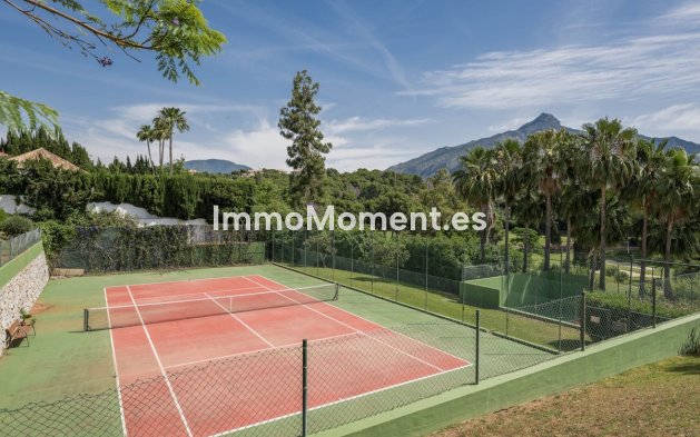Resale - Townhouse - Marbella - Aloha