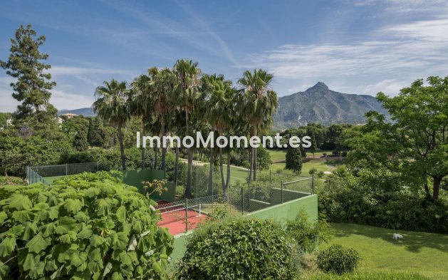 Resale - Townhouse - Marbella - Aloha