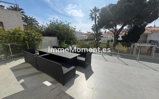 Reventa - Villa independiente - Orihuela - Dehesa de Campoamor